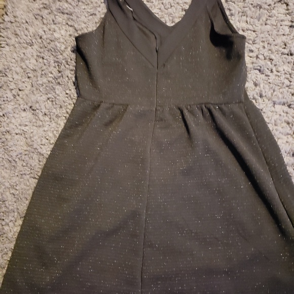 Black sparkly dress - Picture 2 of 3